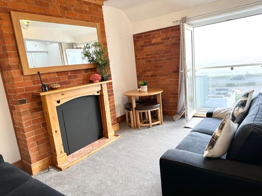Coastline Retreats - Stunning Sea View Apartment, Netflix Bournemouth Exterior photo